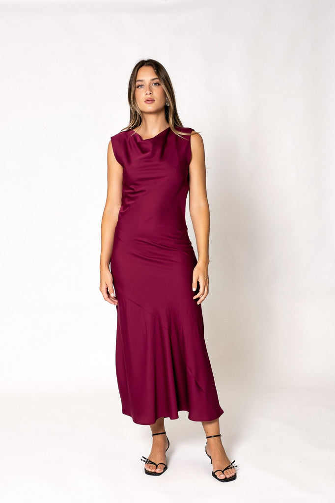 vestido midi satinado