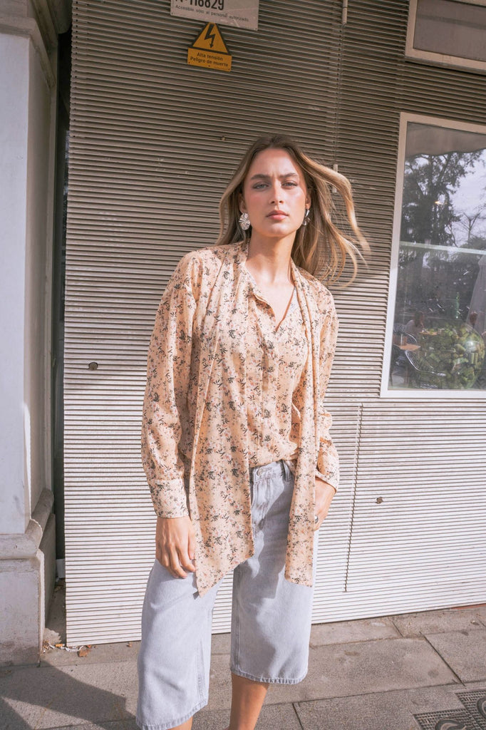 Camisa estampada lanzada