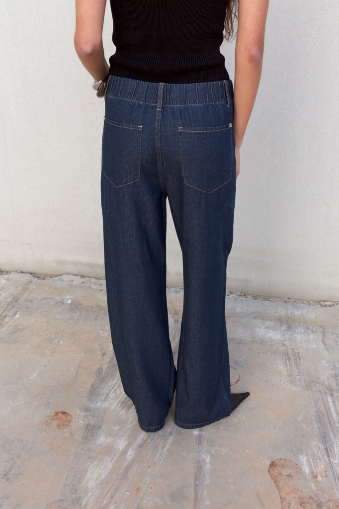 Pantalón fluido efecto denim