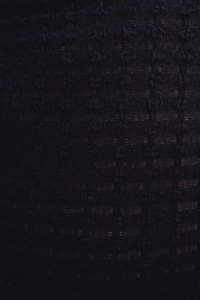 Vestido de escote pico cruzado y manga sisa caída